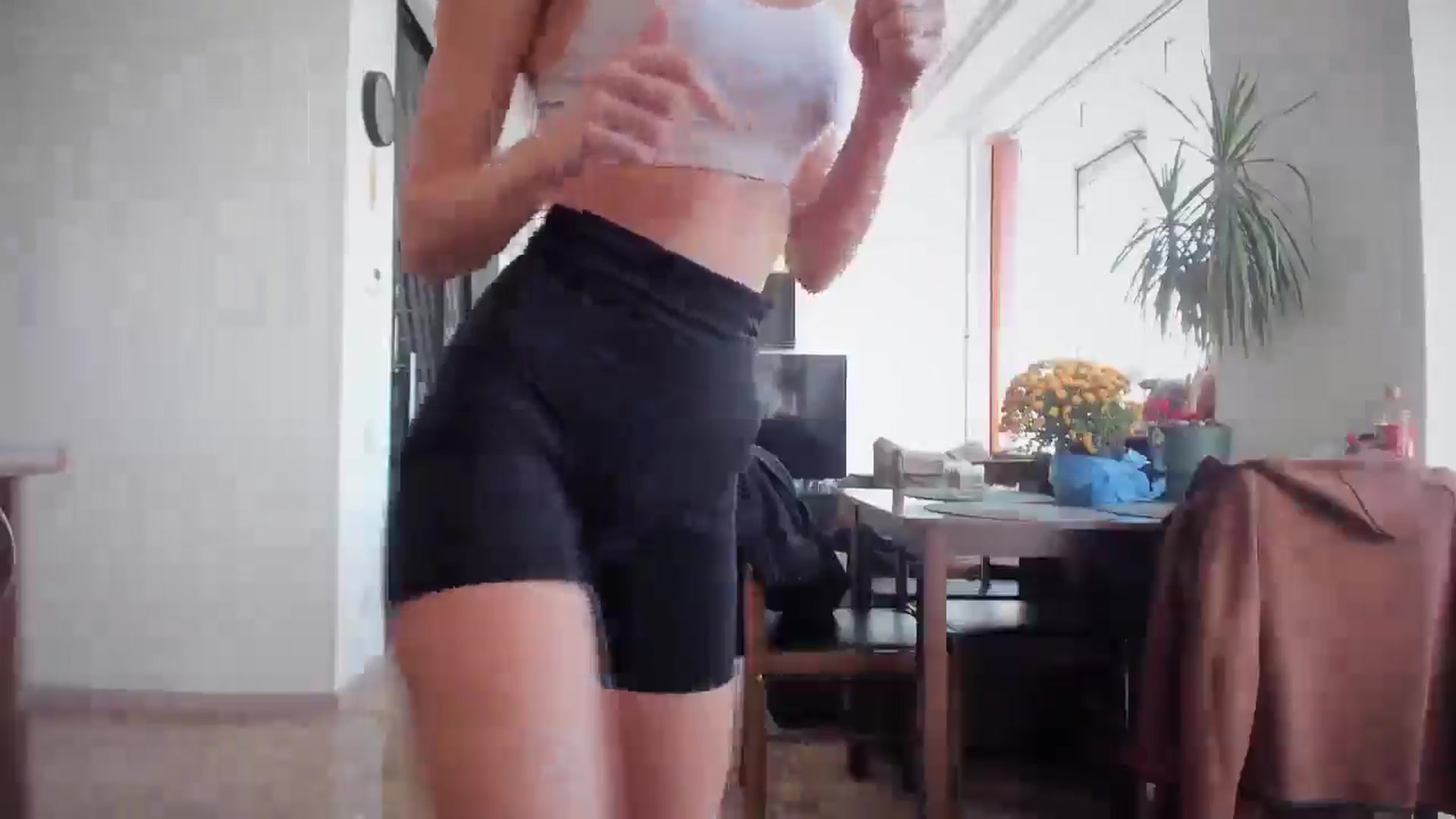 Gallery image thumbnail from laurensaenz's myfreecams stream on, 10/31/2025, 08:08 image 4 of 20