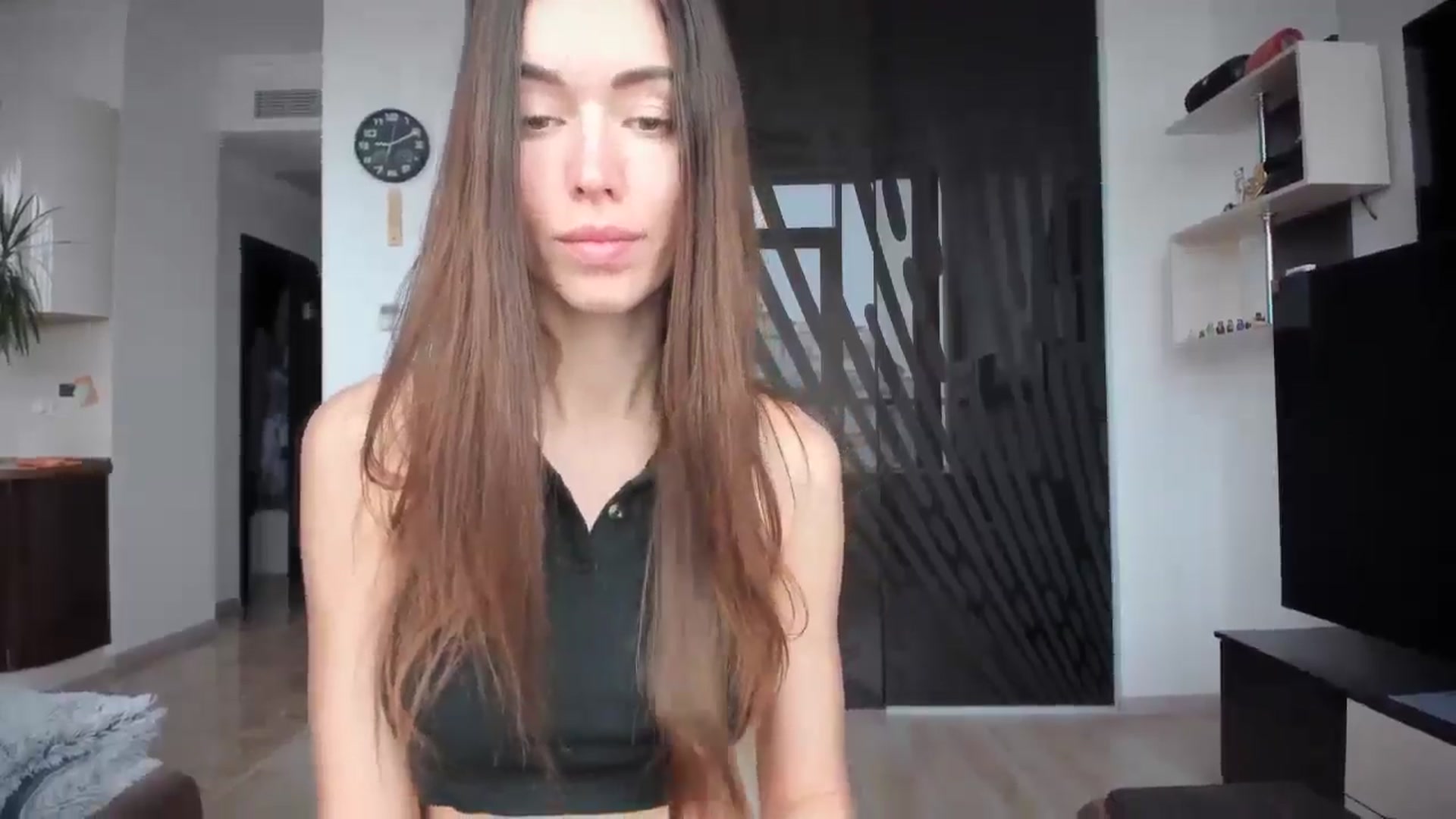 Gallery image thumbnail from laurensaenz's myfreecams stream on, 11/07/2025, 07:16 image 19 of 20