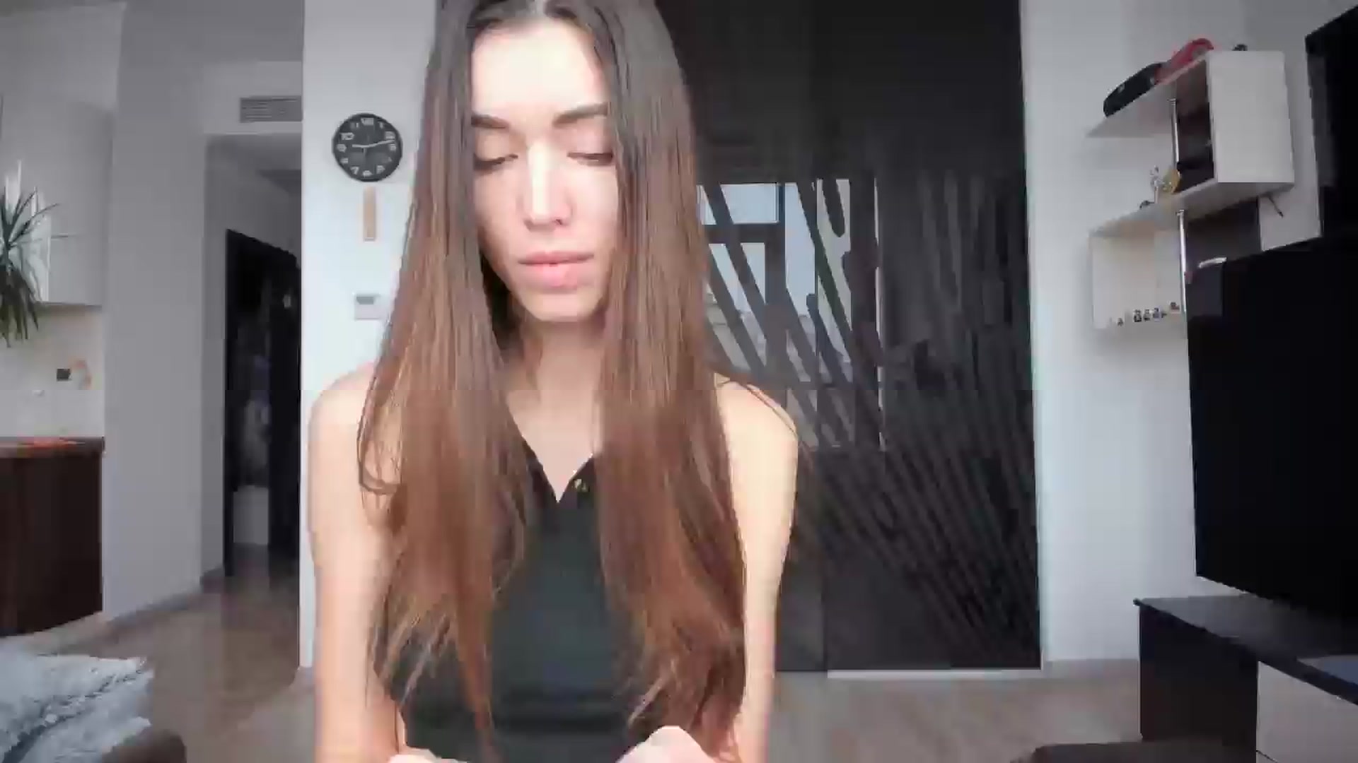 Gallery image thumbnail from laurensaenz's myfreecams stream on, 11/07/2025, 07:16 image 20 of 20