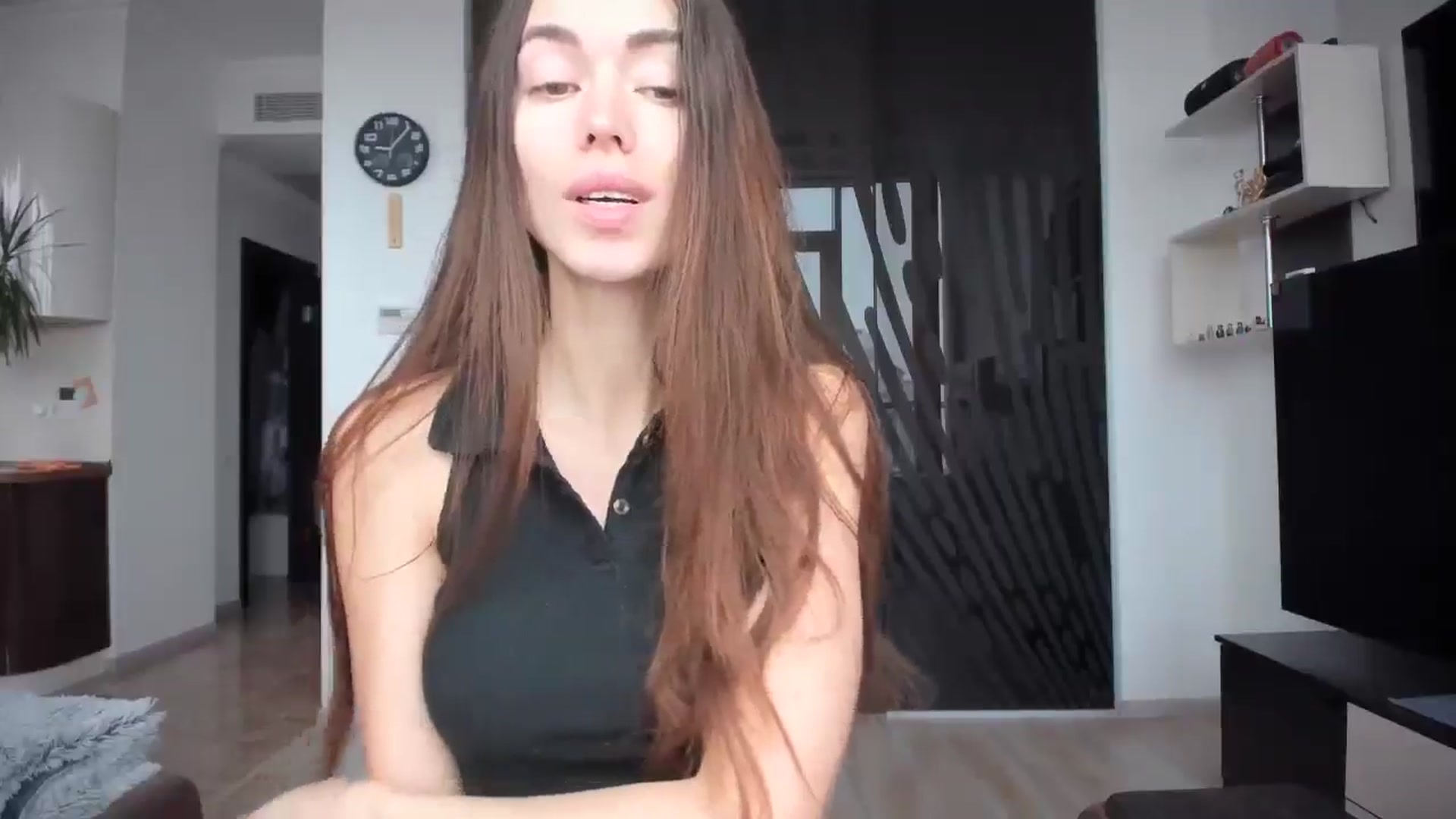 Gallery image thumbnail from laurensaenz's myfreecams stream on, 11/07/2025, 07:16 image 17 of 20