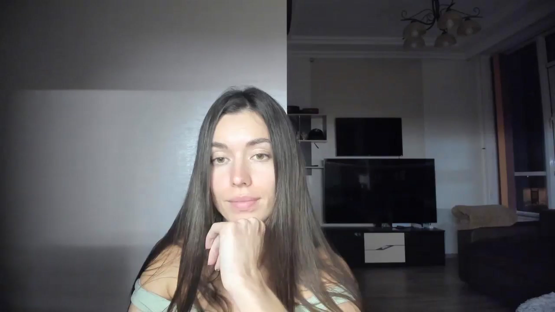Gallery image thumbnail from laurensaenz's myfreecams stream on, 11/10/2025, 15:18 image 7 of 20