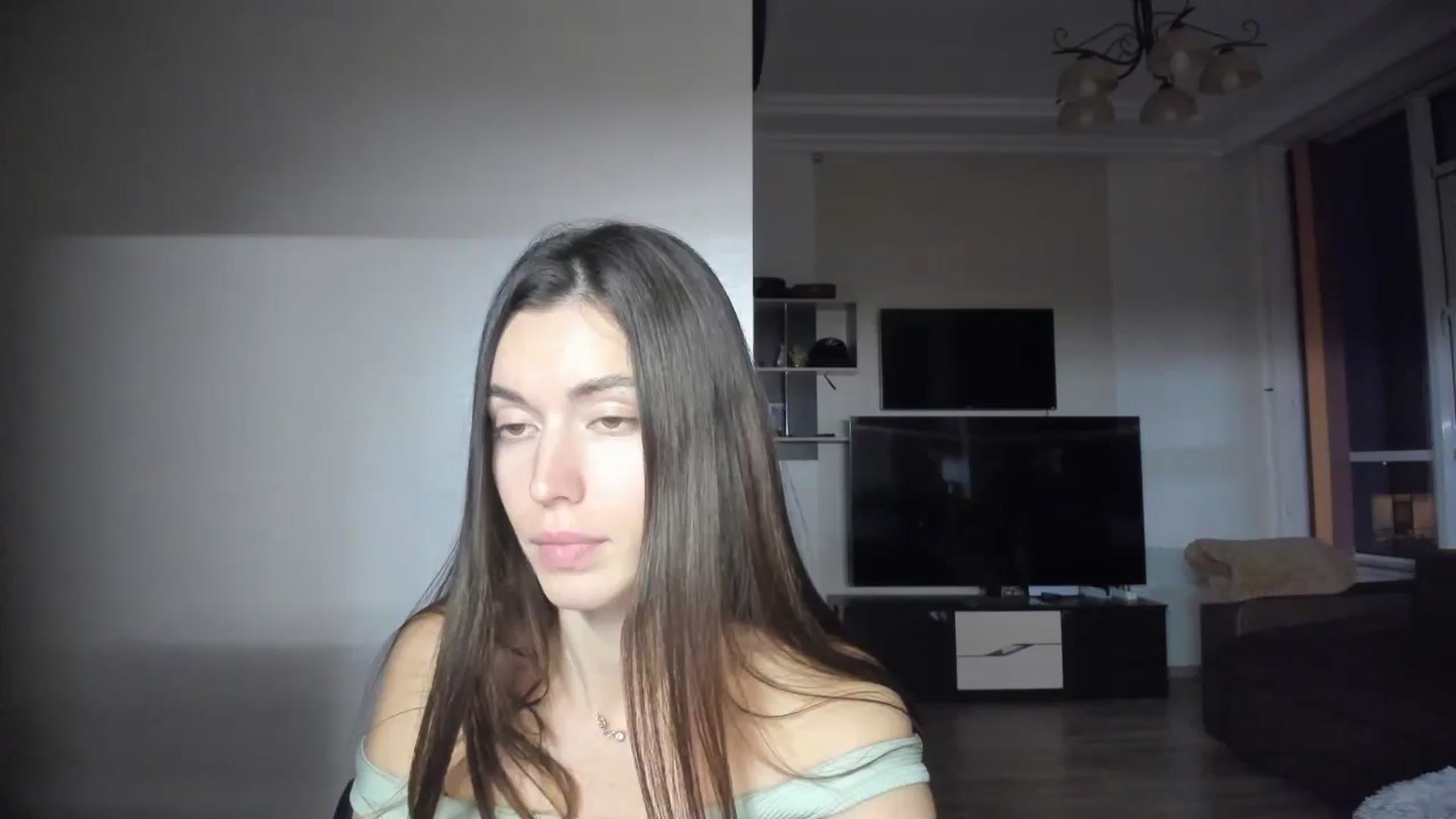 Gallery image thumbnail from laurensaenz's myfreecams stream on, 11/10/2025, 15:18 image 4 of 20