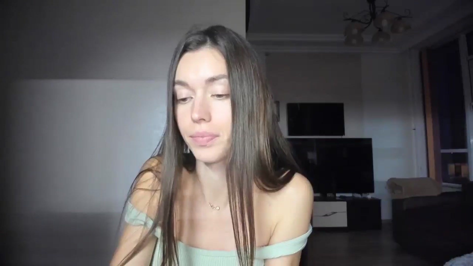 Gallery image thumbnail from laurensaenz's myfreecams stream on, 11/10/2025, 15:18 image 2 of 20