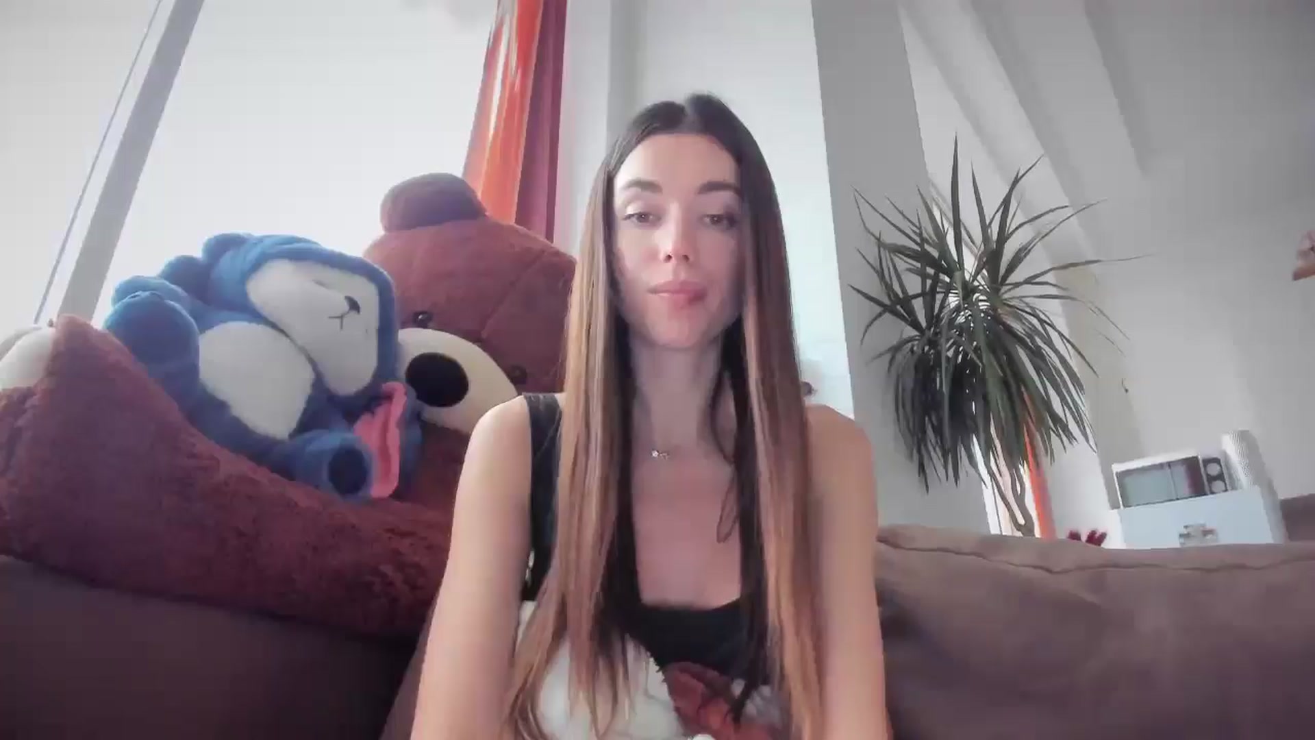 Gallery image thumbnail from laurensaenz's myfreecams stream on, 11/11/2025, 13:04 image 7 of 20