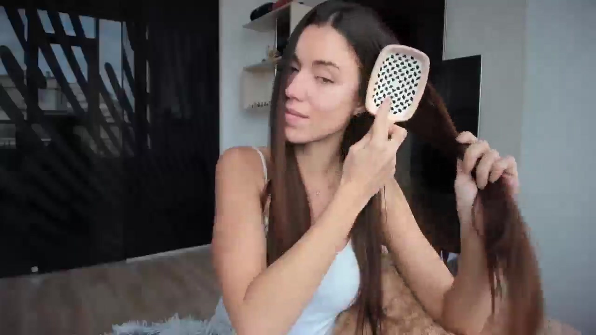 Gallery image thumbnail from laurensaenz's myfreecams stream on, 11/12/2025, 10:01 image 15 of 20
