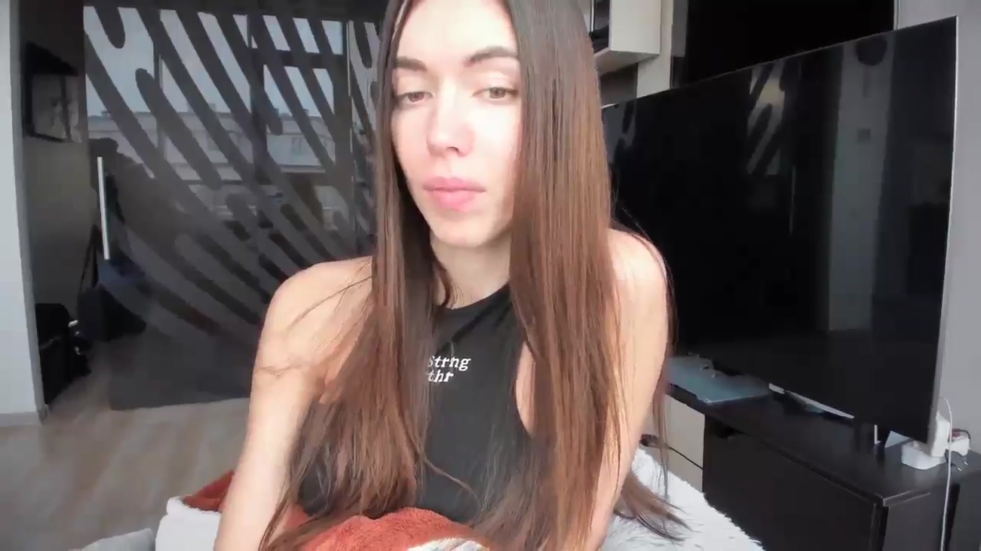 Gallery image thumbnail from laurensaenz's myfreecams stream on, 11/13/2025, 07:18 image 3 of 20