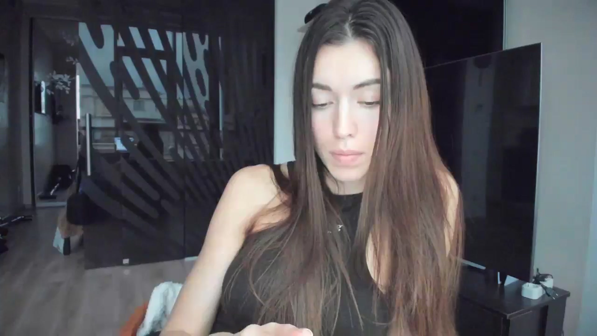 Gallery image thumbnail from laurensaenz's myfreecams stream on, 11/13/2025, 14:57 image 4 of 20