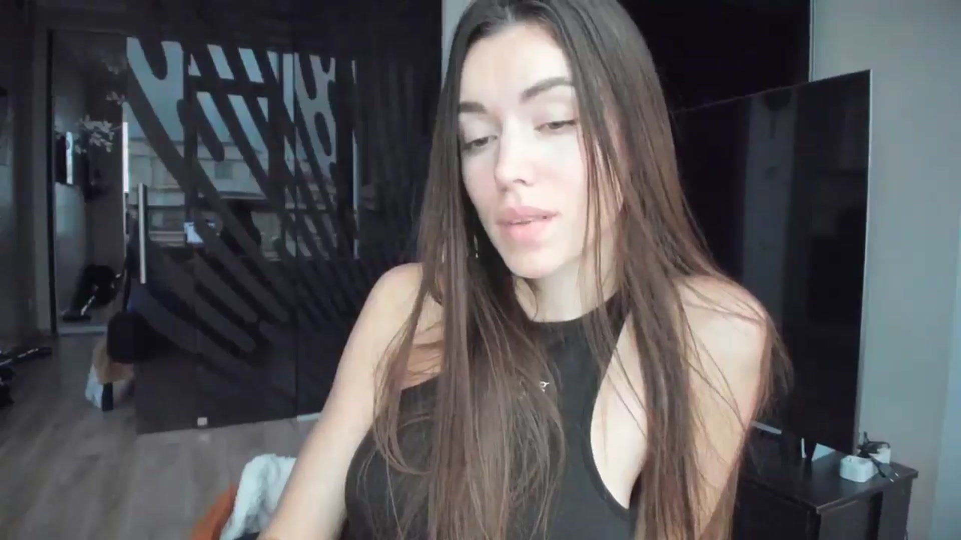 Gallery image thumbnail from laurensaenz's myfreecams stream on, 11/13/2025, 14:57 image 3 of 20