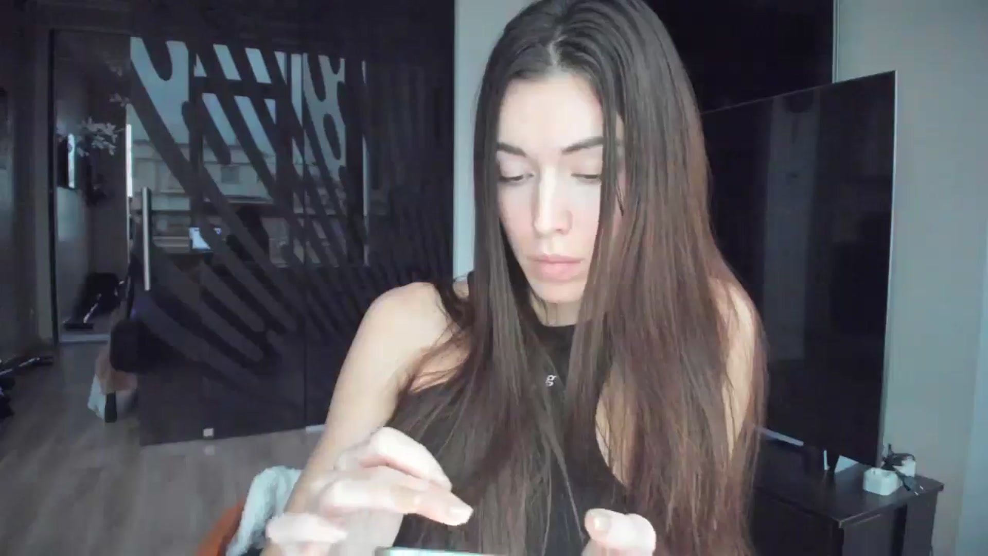 Gallery image thumbnail from laurensaenz's myfreecams stream on, 11/13/2025, 14:57 image 5 of 20