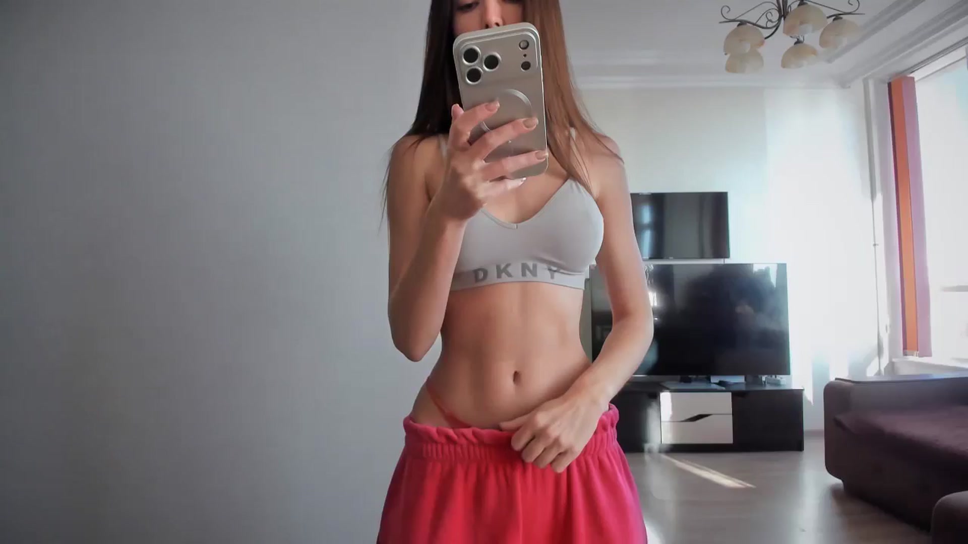 Gallery image thumbnail from laurensaenz's myfreecams stream on, 11/14/2025, 08:52 image 3 of 20
