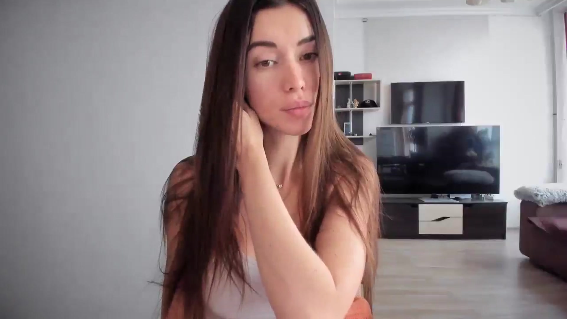 Gallery image thumbnail from laurensaenz's myfreecams stream on, 11/15/2025, 07:36 image 4 of 20
