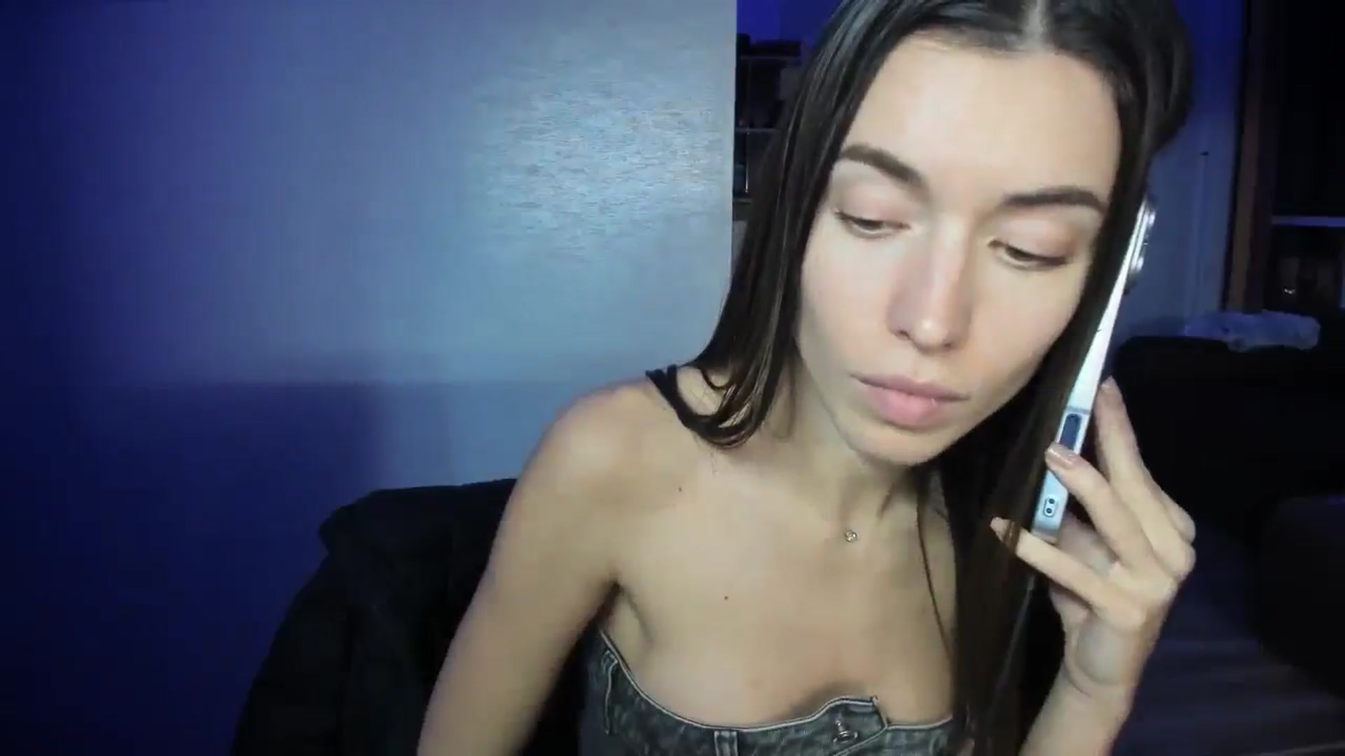 Gallery image thumbnail from laurensaenz's myfreecams stream on, 11/18/2025, 15:28 image 9 of 20