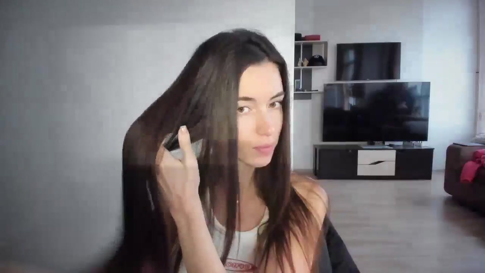 Gallery image thumbnail from laurensaenz's myfreecams stream on, 11/19/2025, 08:31 image 2 of 20