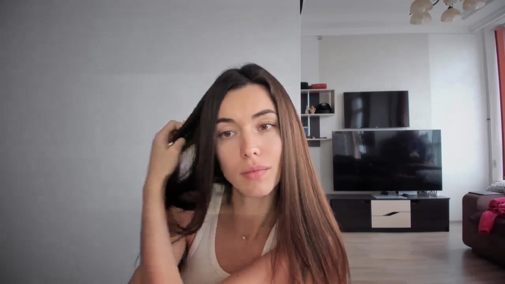 Gallery image thumbnail from laurensaenz's myfreecams stream on, 11/19/2025, 08:31 image 9 of 20