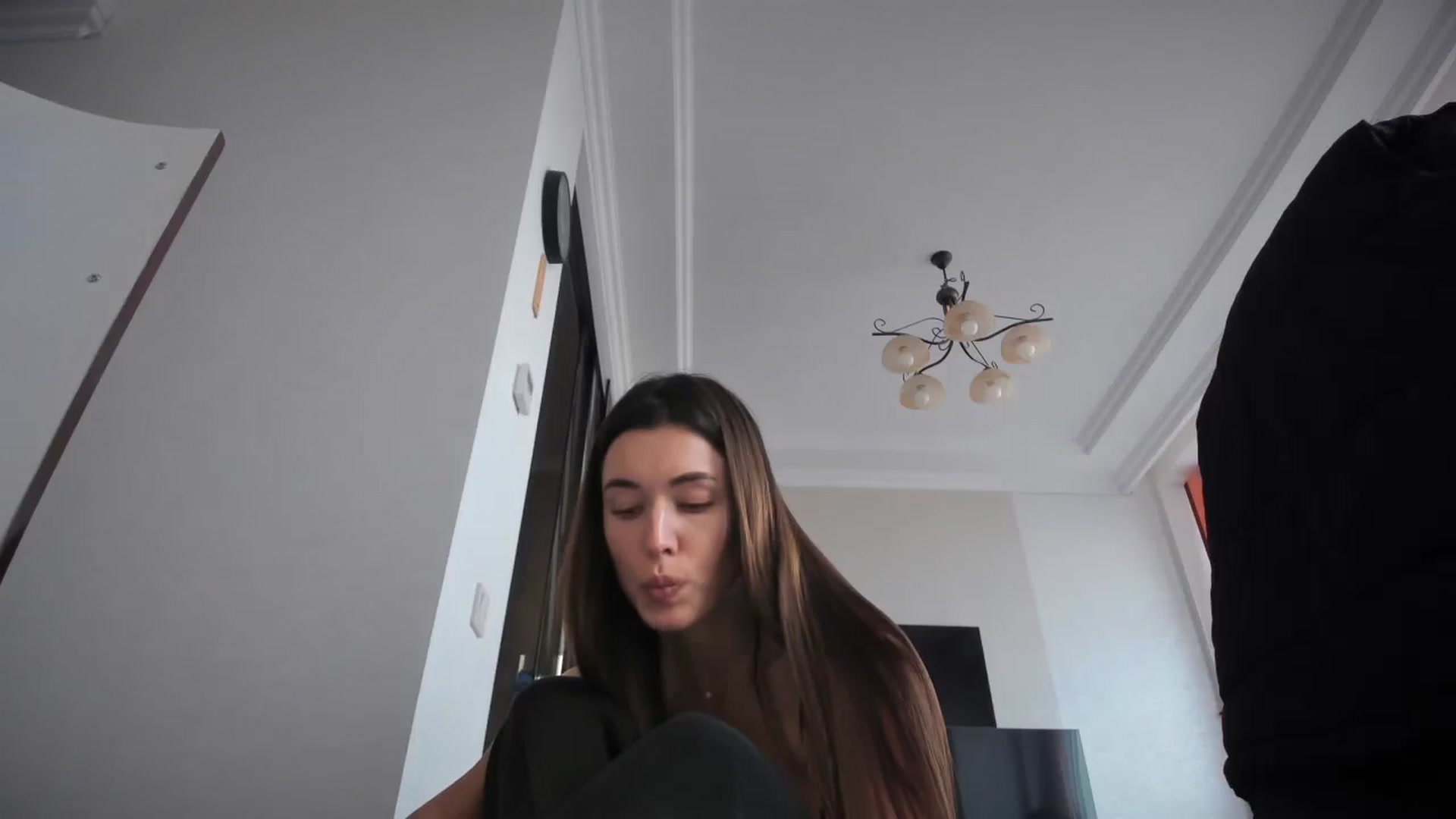 Gallery image thumbnail from laurensaenz's myfreecams stream on, 11/19/2025, 13:03 image 14 of 20