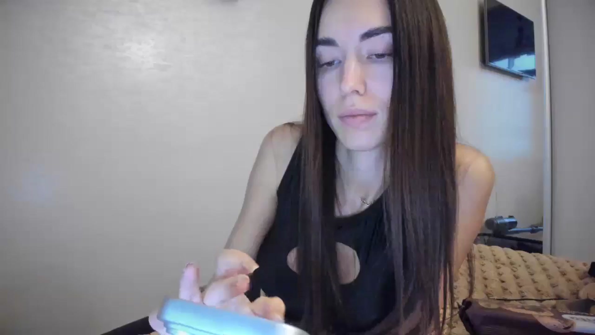 Gallery image thumbnail from laurensaenz's myfreecams stream on, 11/20/2025, 14:27 image 13 of 20