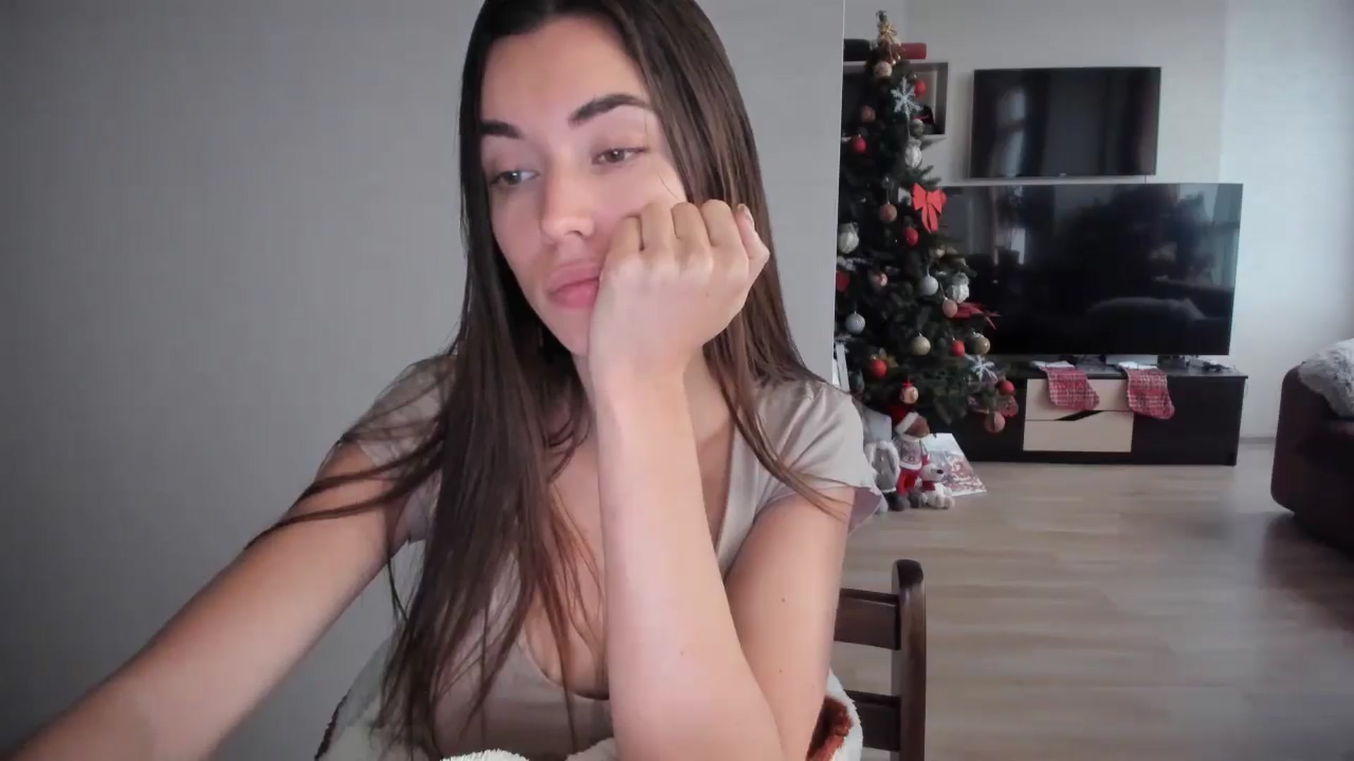 Gallery image thumbnail from laurensaenz's myfreecams stream on, 11/30/2025, 09:52 image 11 of 20