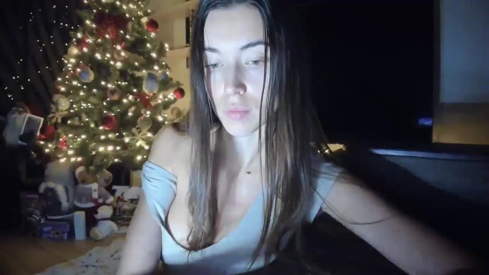 Gallery image thumbnail from laurensaenz's myfreecams stream on, 12/04/2025, 20:51 image 13 of 20