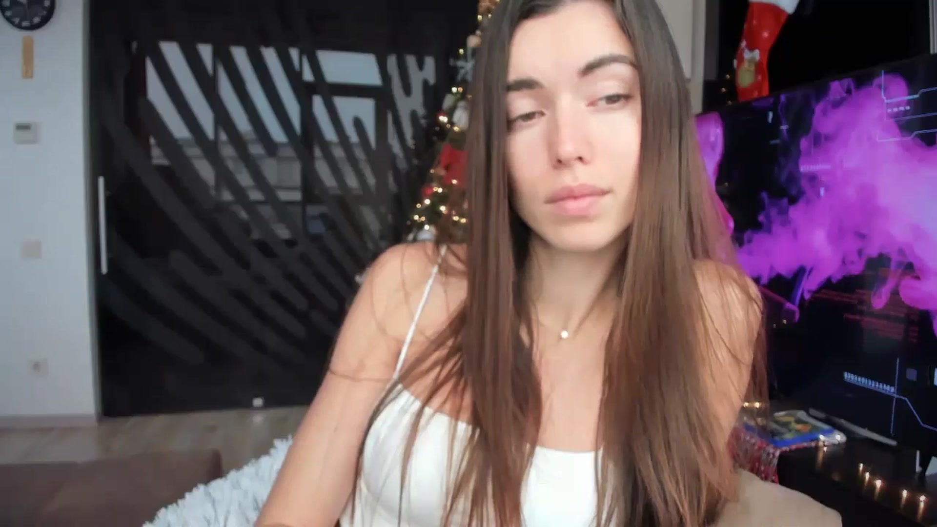 Gallery image thumbnail from laurensaenz's myfreecams stream on, 12/18/2025, 08:15 image 6 of 20
