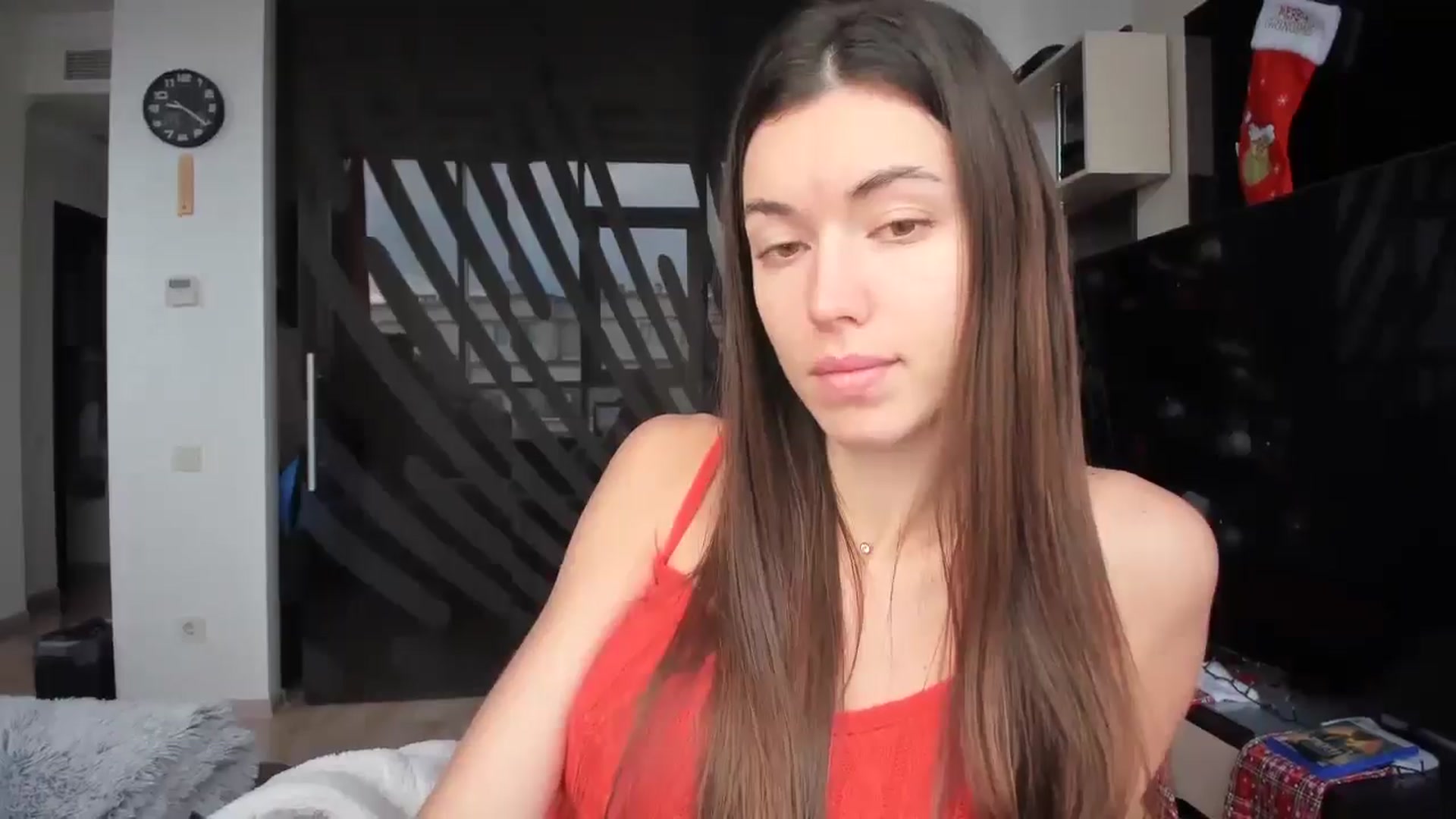 Gallery image thumbnail from laurensaenz's myfreecams stream on, 12/19/2025, 07:32 image 8 of 20