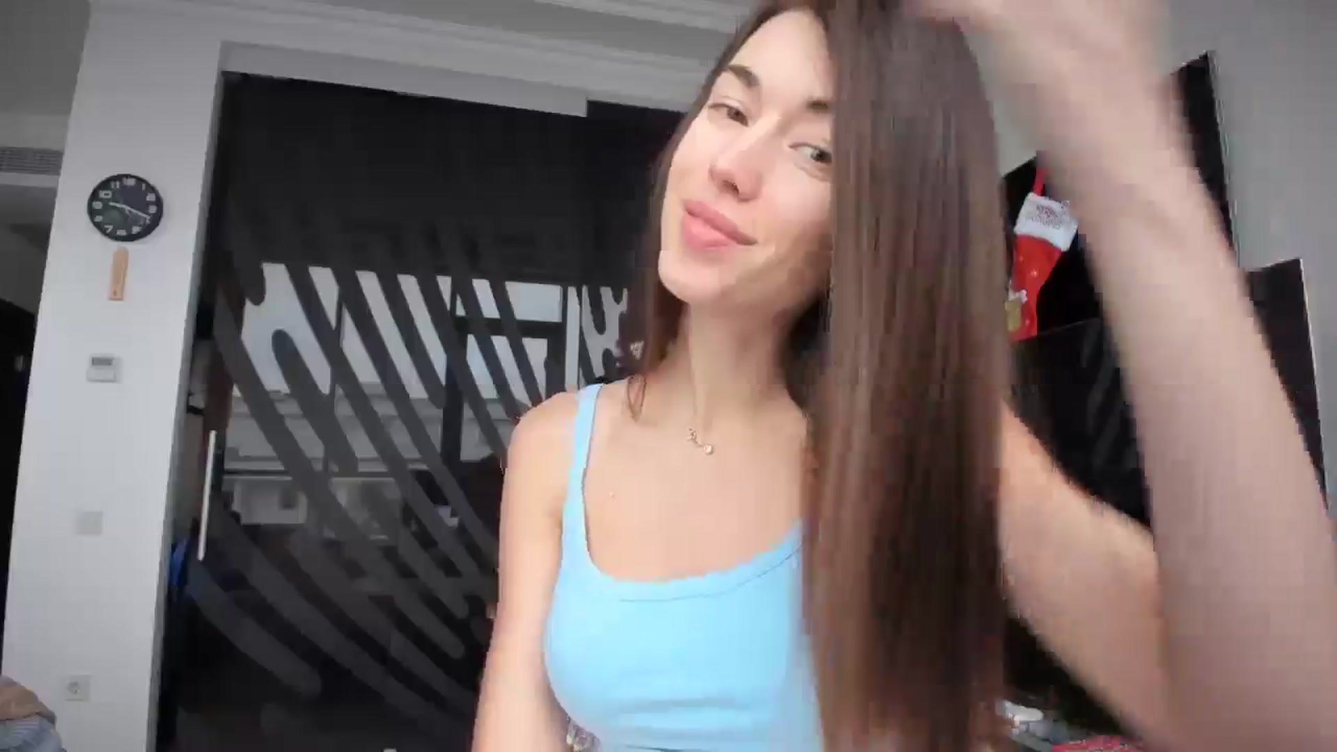 Gallery image thumbnail from laurensaenz's myfreecams stream on, 12/27/2025, 07:32 image 3 of 20