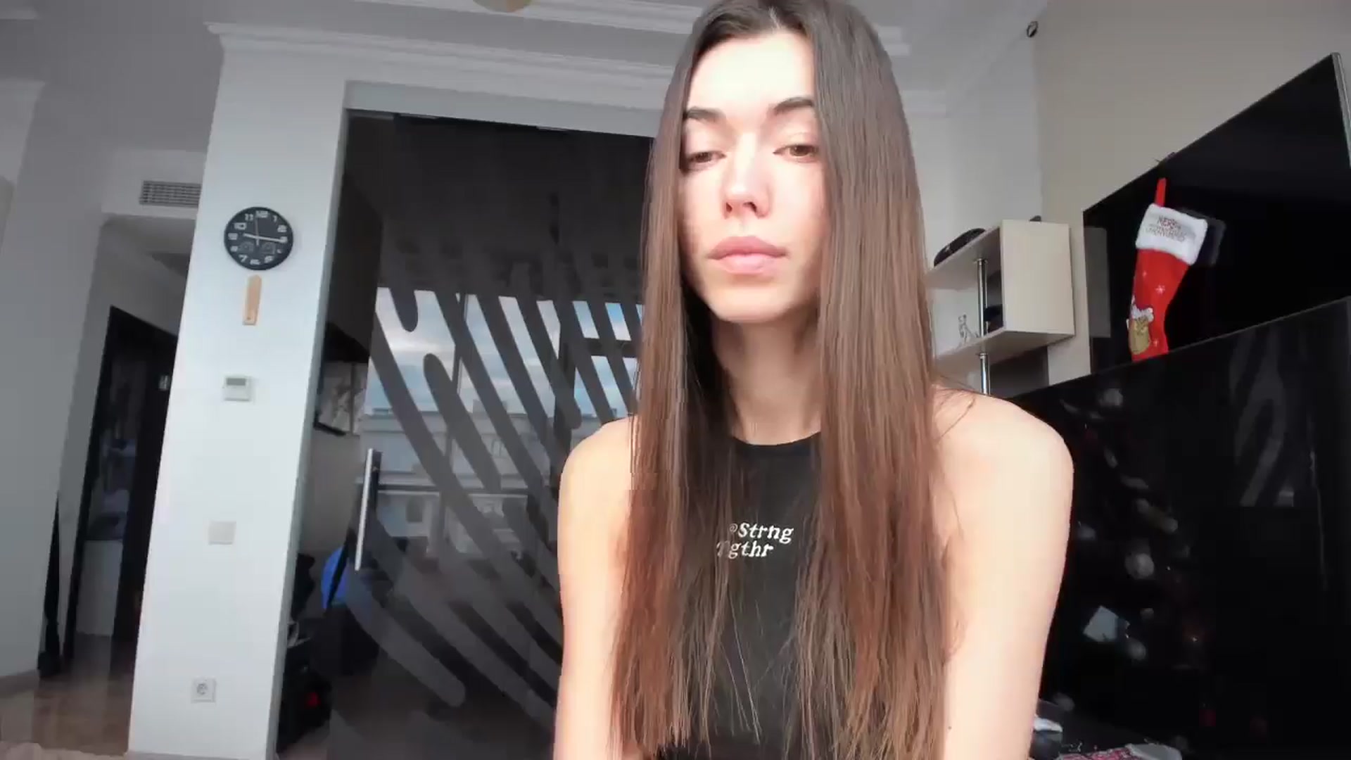 Gallery image thumbnail from laurensaenz's myfreecams stream on, 12/28/2025, 07:18 image 19 of 20