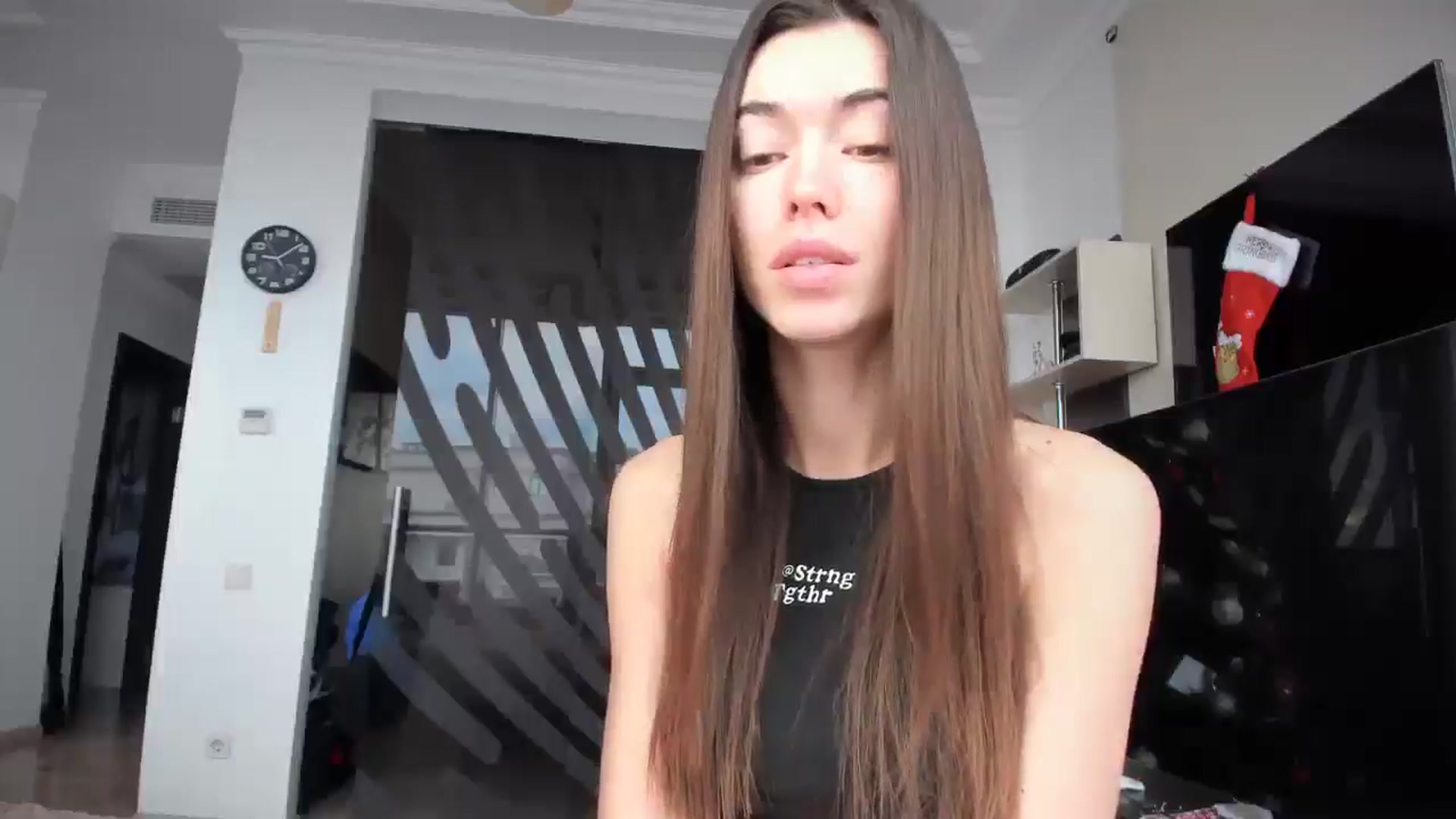 Gallery image thumbnail from laurensaenz's myfreecams stream on, 12/28/2025, 07:18 image 11 of 20