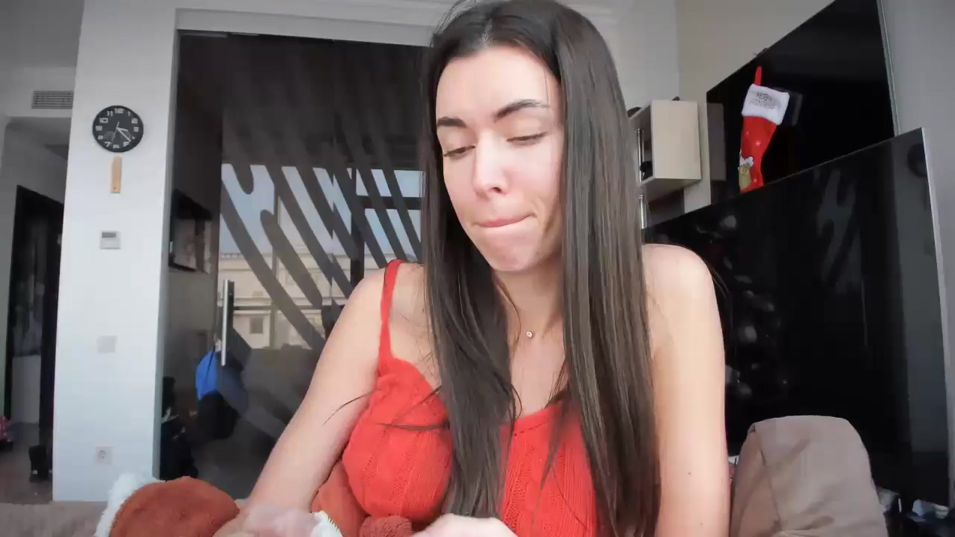 Gallery image thumbnail from laurensaenz's myfreecams stream on, 12/30/2025, 13:34 image 15 of 20
