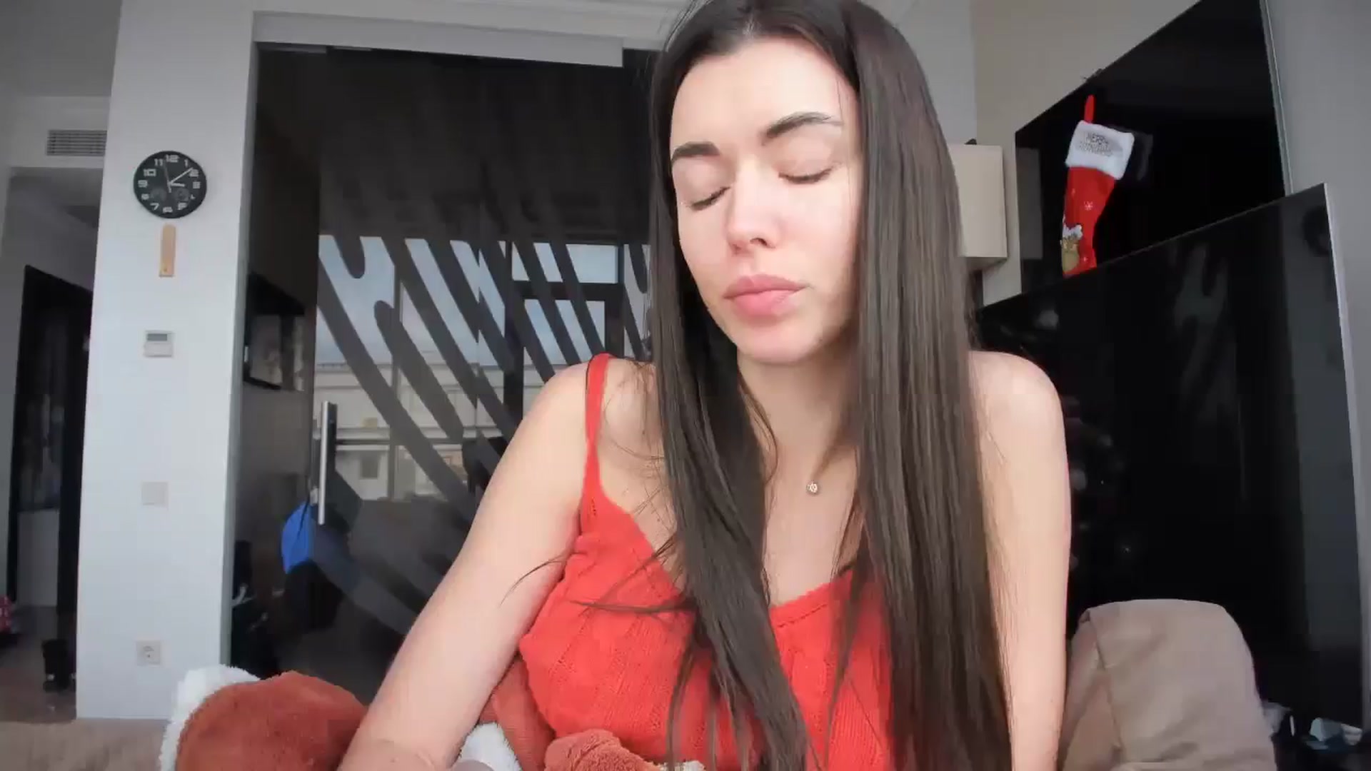 Gallery image thumbnail from laurensaenz's myfreecams stream on, 12/30/2025, 13:34 image 7 of 20
