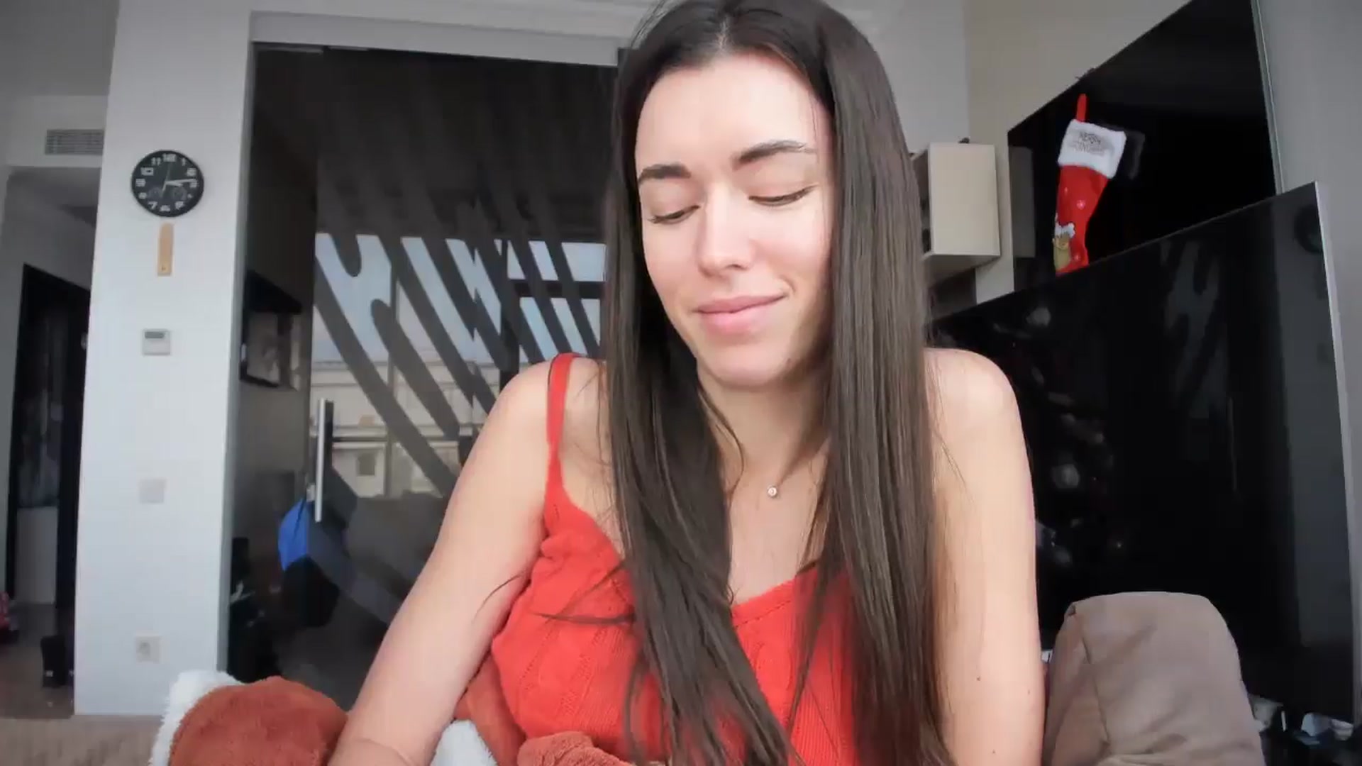 Gallery image thumbnail from laurensaenz's myfreecams stream on, 12/30/2025, 13:34 image 10 of 20