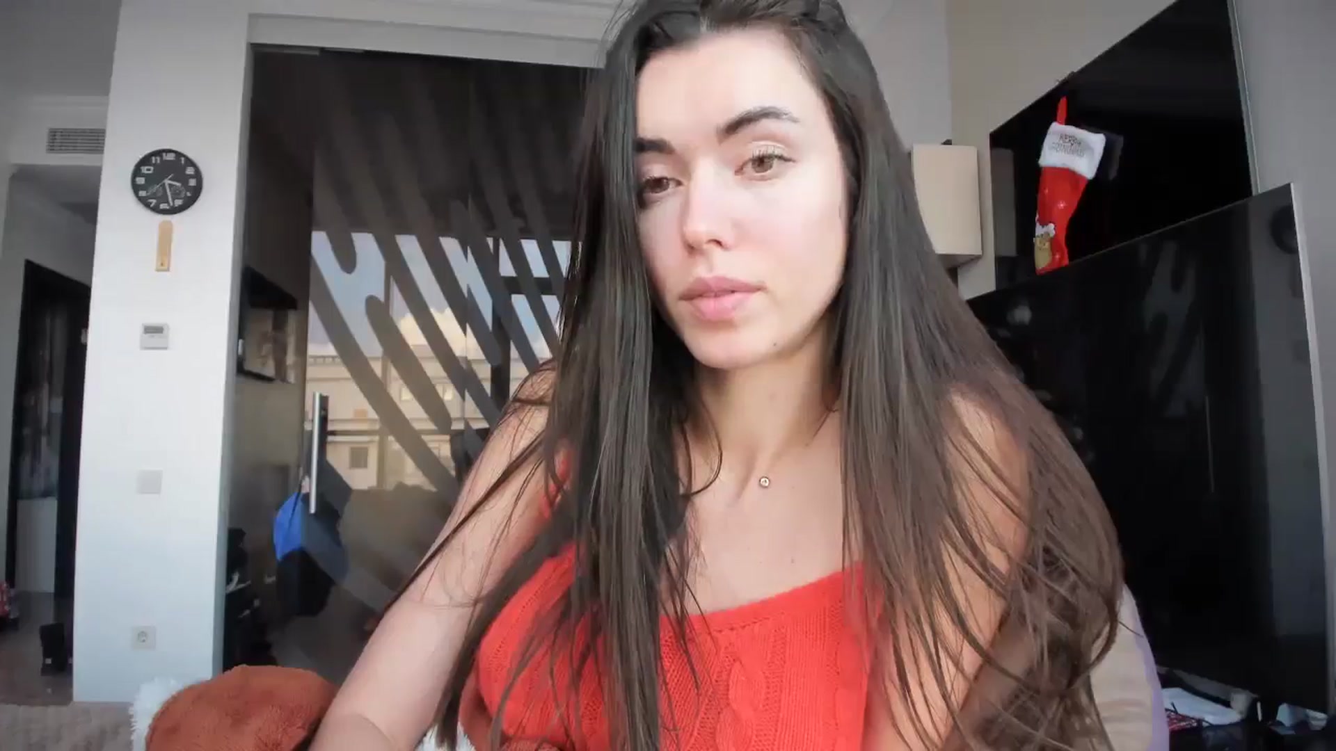 Gallery image thumbnail from laurensaenz's myfreecams stream on, 12/30/2025, 13:34 image 18 of 20