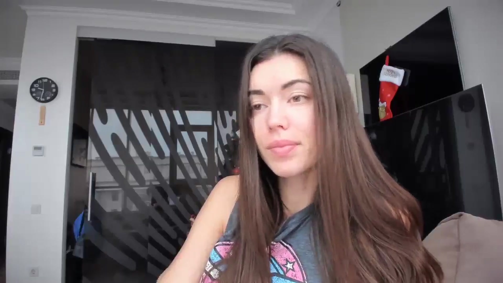 Gallery image thumbnail from laurensaenz's myfreecams stream on, 01/07/2026, 07:38 image 10 of 20