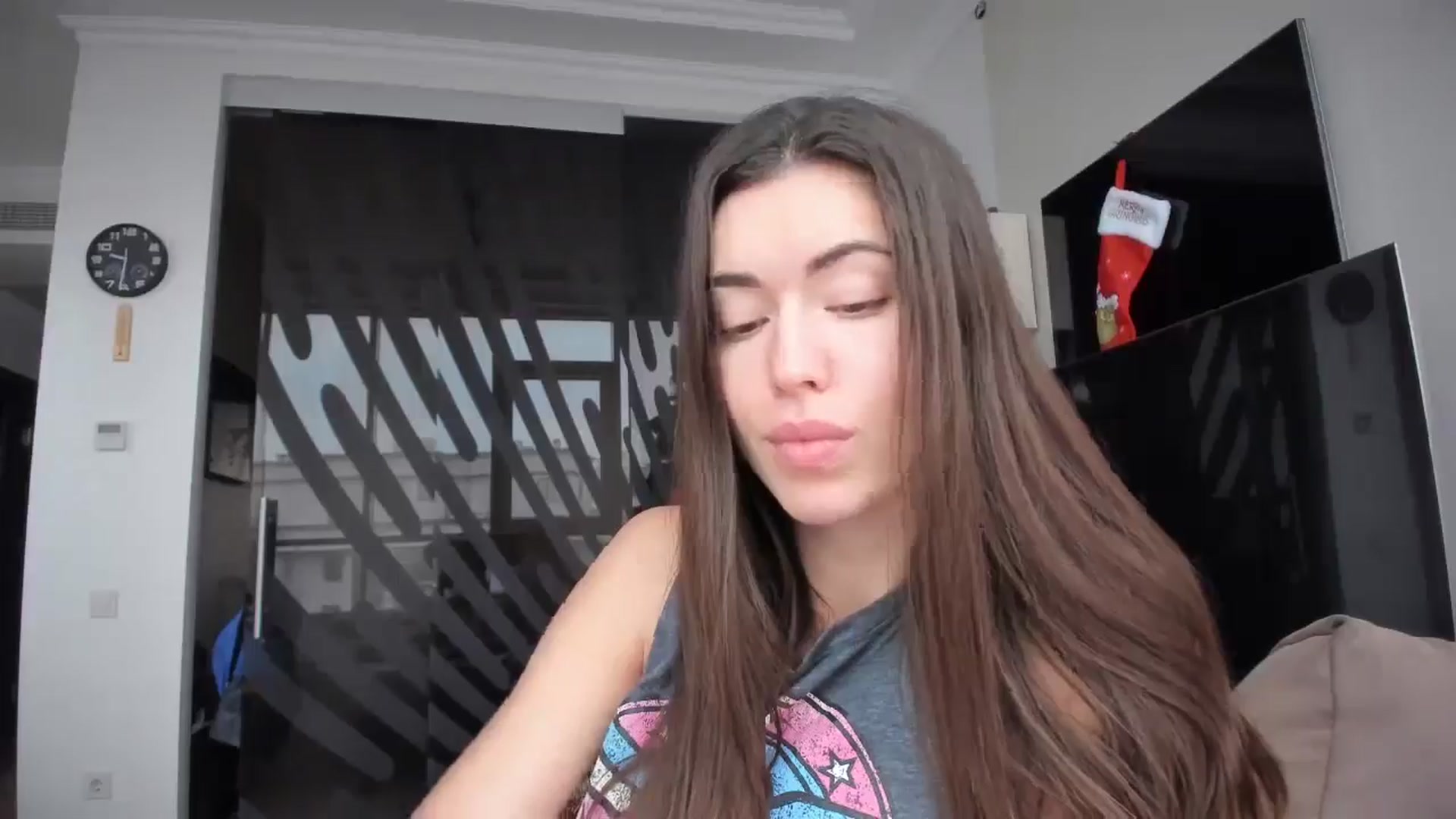 Gallery image thumbnail from laurensaenz's myfreecams stream on, 01/07/2026, 07:38 image 9 of 20