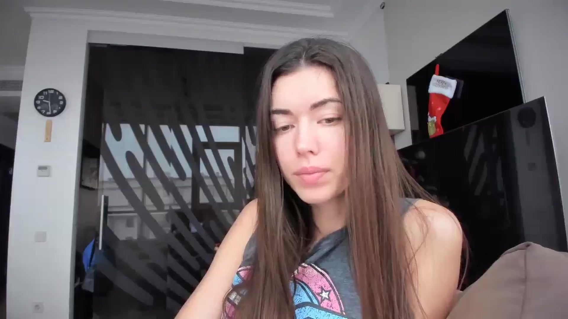 Gallery image thumbnail from laurensaenz's myfreecams stream on, 01/07/2026, 07:38 image 4 of 20