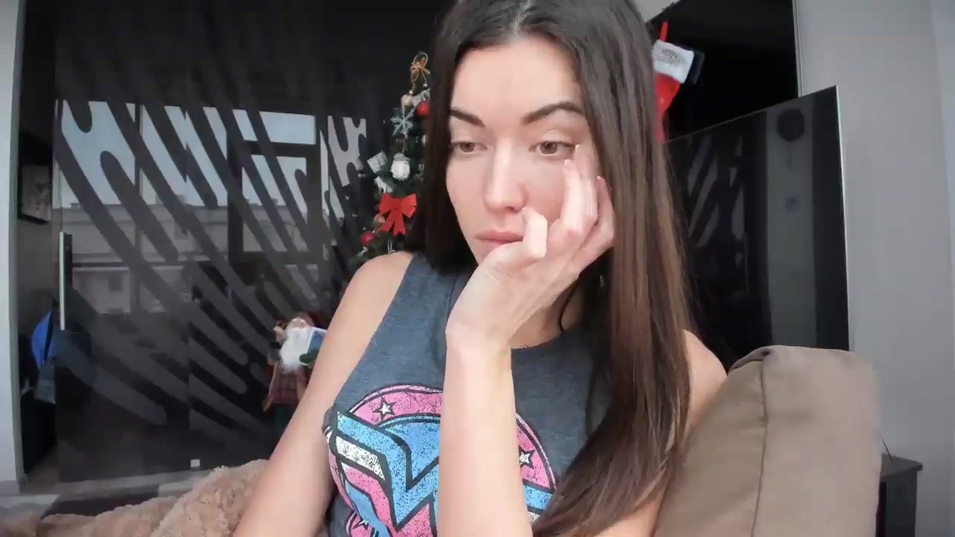 Gallery image thumbnail from laurensaenz's myfreecams stream on, 01/07/2026, 08:32 image 2 of 20