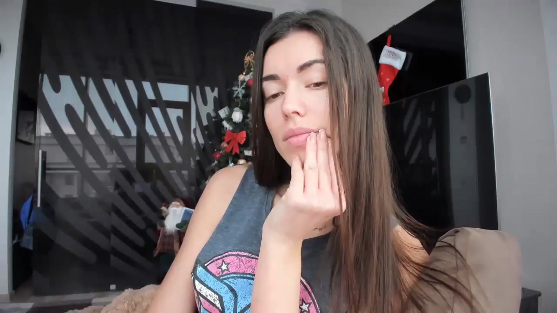 Gallery image thumbnail from laurensaenz's myfreecams stream on, 01/07/2026, 08:32 image 17 of 20