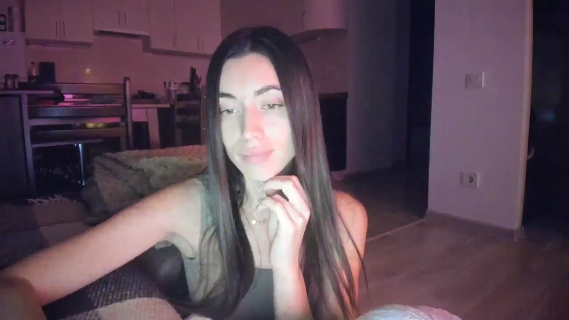 Gallery image thumbnail from laurensaenz's myfreecams stream on, 01/08/2026, 16:34 image 4 of 20