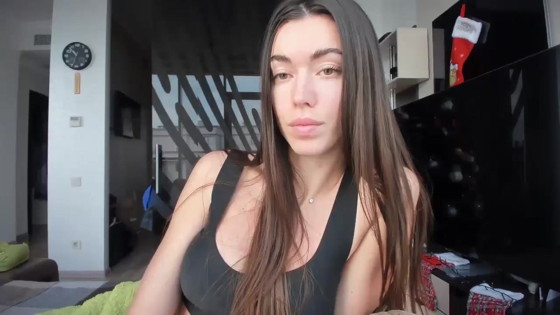 Gallery image thumbnail from laurensaenz's myfreecams stream on, 01/09/2026, 08:59 image 14 of 20