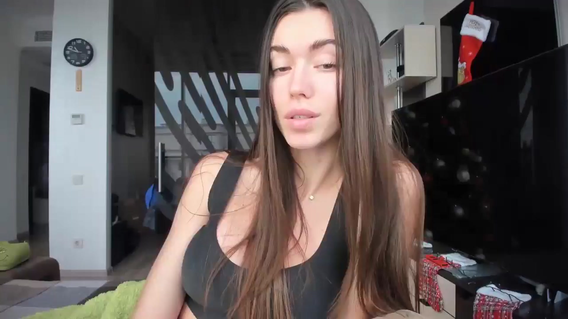 Gallery image thumbnail from laurensaenz's myfreecams stream on, 01/09/2026, 08:59 image 5 of 20