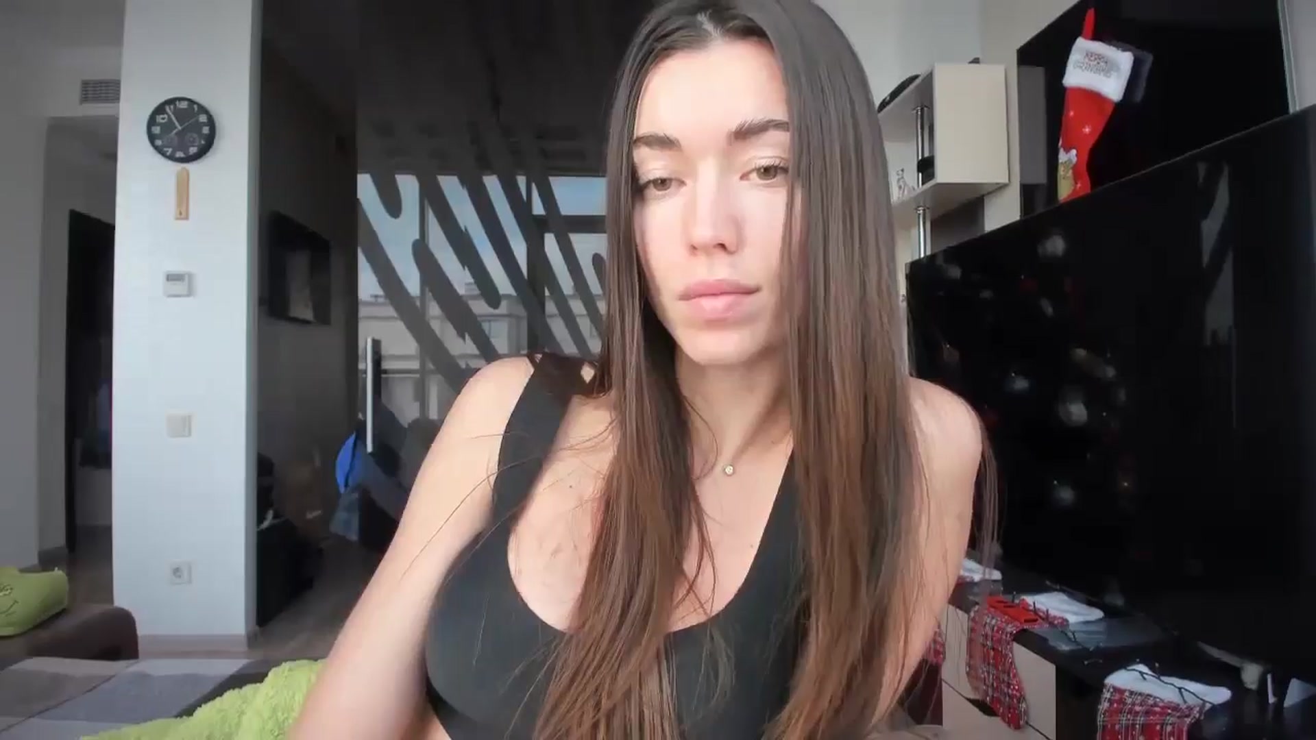Gallery image thumbnail from laurensaenz's myfreecams stream on, 01/09/2026, 08:59 image 17 of 20