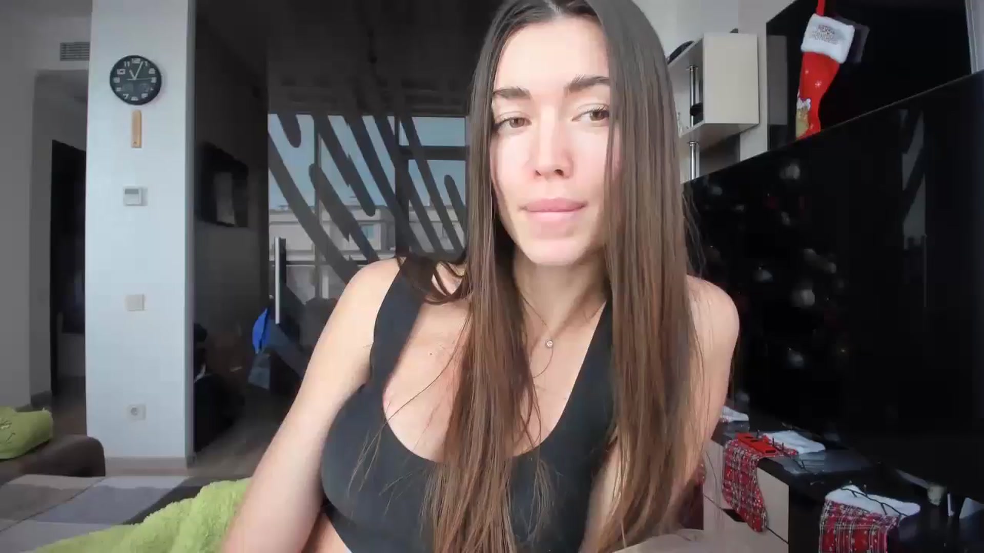 Gallery image thumbnail from laurensaenz's myfreecams stream on, 01/09/2026, 09:18 image 1 of 20