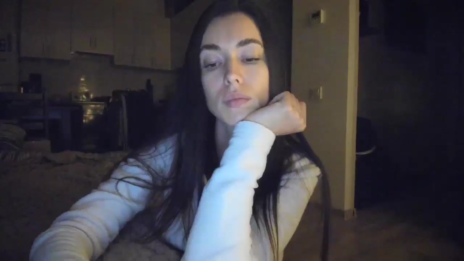 Gallery image thumbnail from laurensaenz's myfreecams stream on, 01/10/2026, 18:59 image 9 of 20