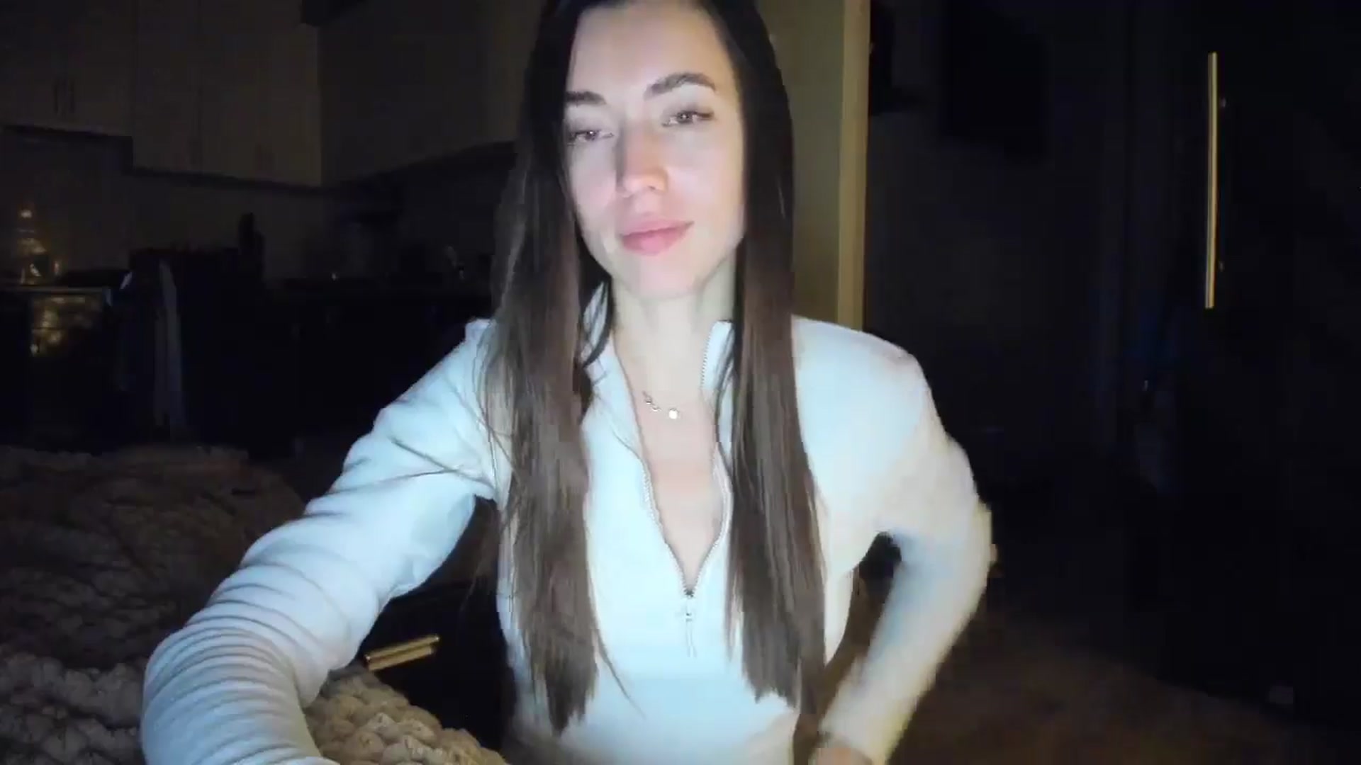 Gallery image thumbnail from laurensaenz's myfreecams stream on, 01/10/2026, 18:59 image 4 of 20