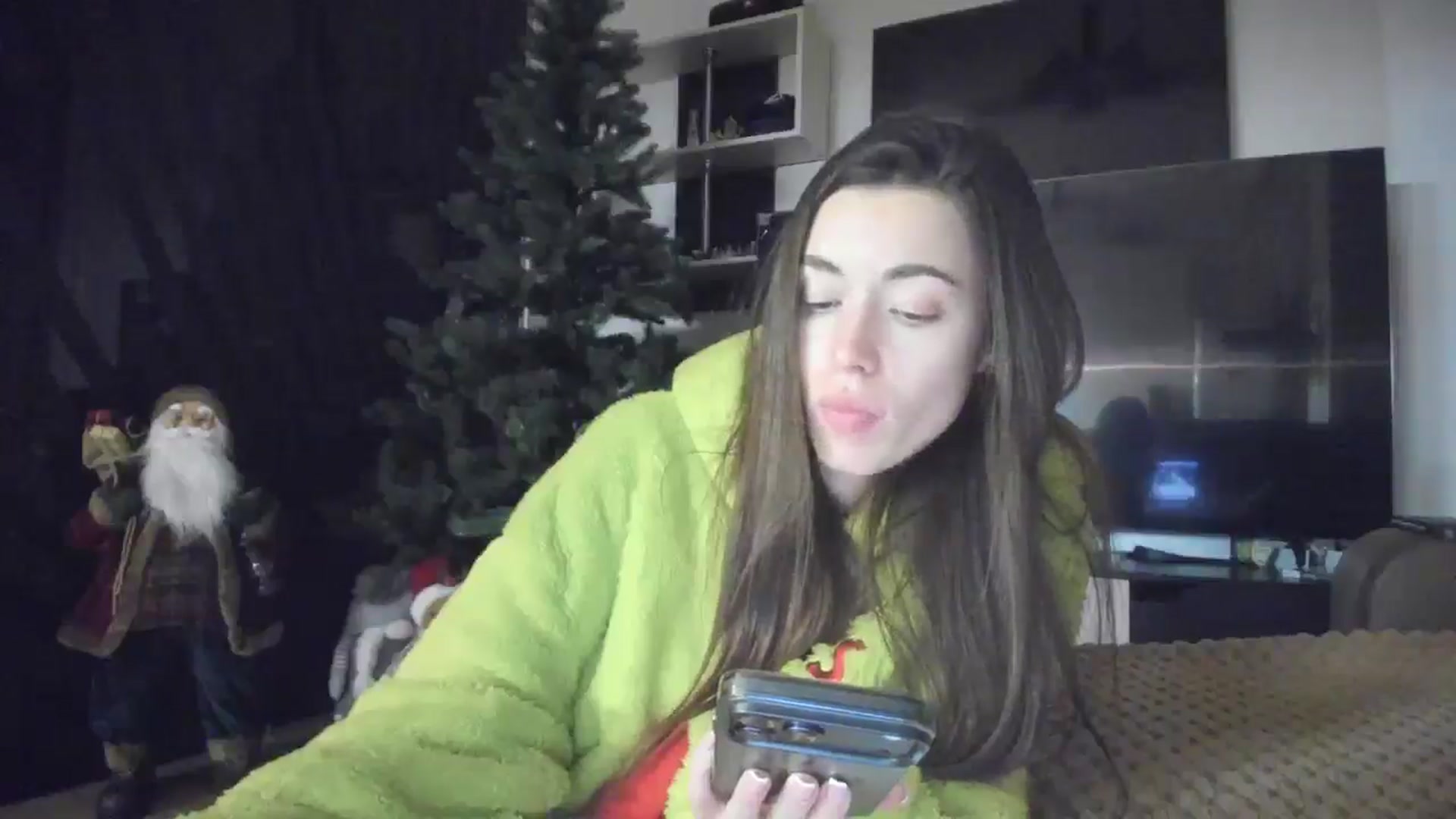 Gallery image thumbnail from laurensaenz's myfreecams stream on, 01/14/2026, 16:22 image 16 of 20