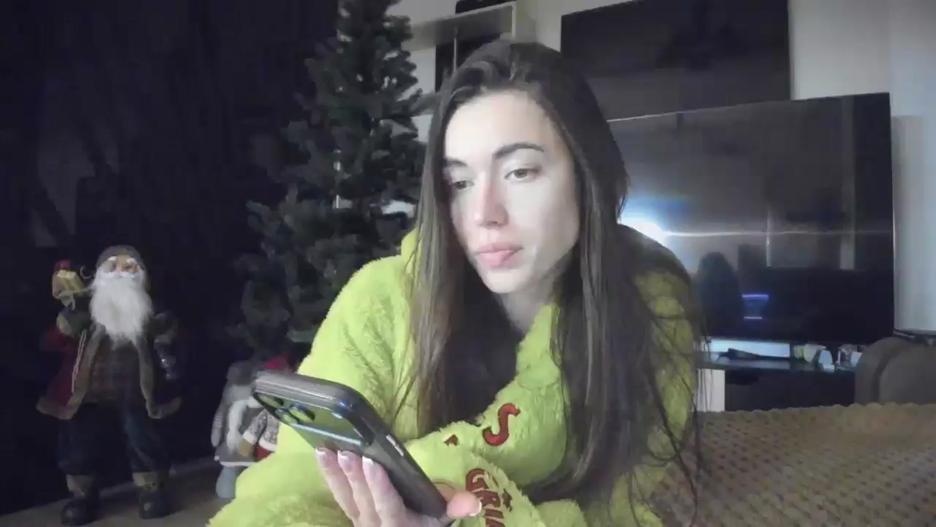 Gallery image thumbnail from laurensaenz's myfreecams stream on, 01/14/2026, 16:22 image 1 of 20