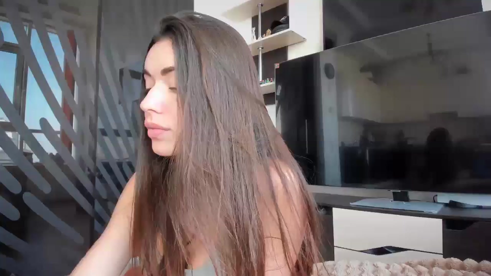 Gallery image thumbnail from laurensaenz's myfreecams stream on, 01/16/2026, 10:00 image 7 of 20