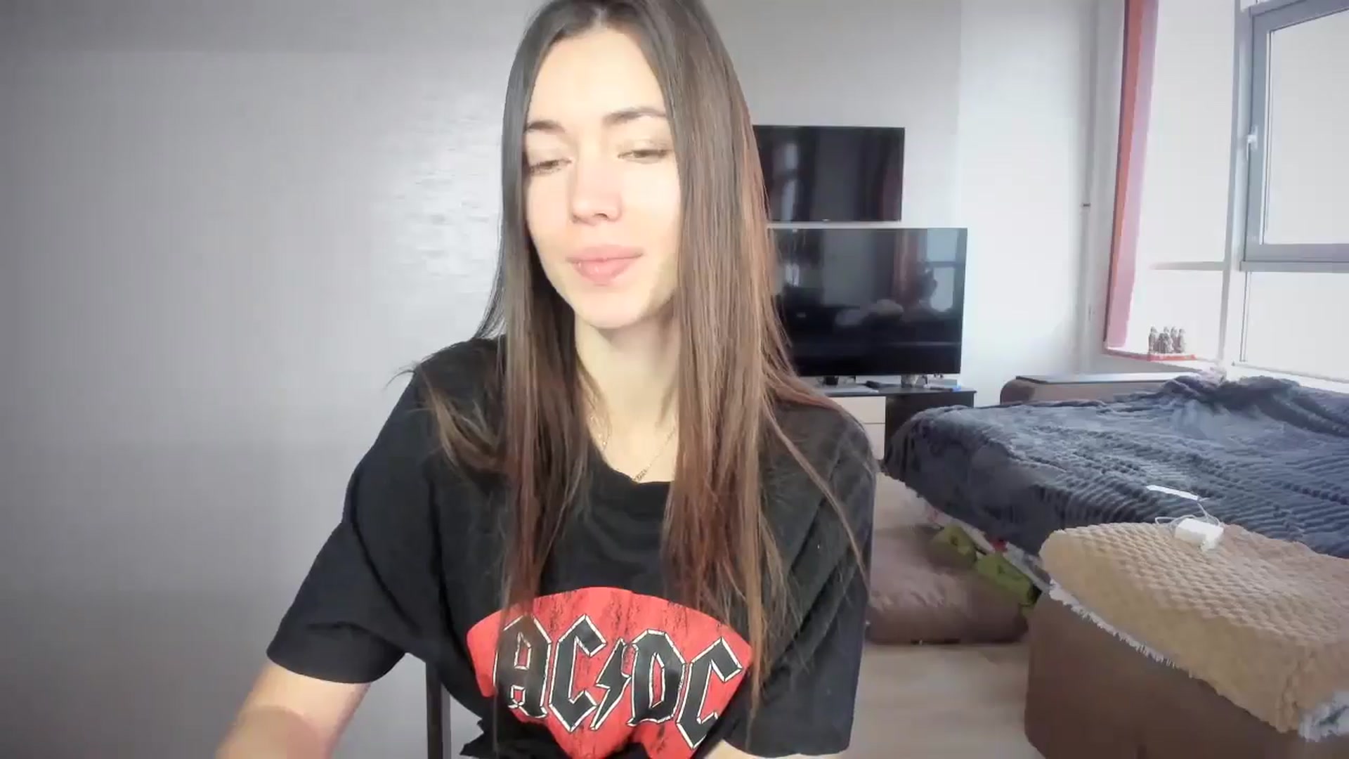 Gallery image thumbnail from laurensaenz's myfreecams stream on, 01/26/2026, 08:51 image 12 of 20