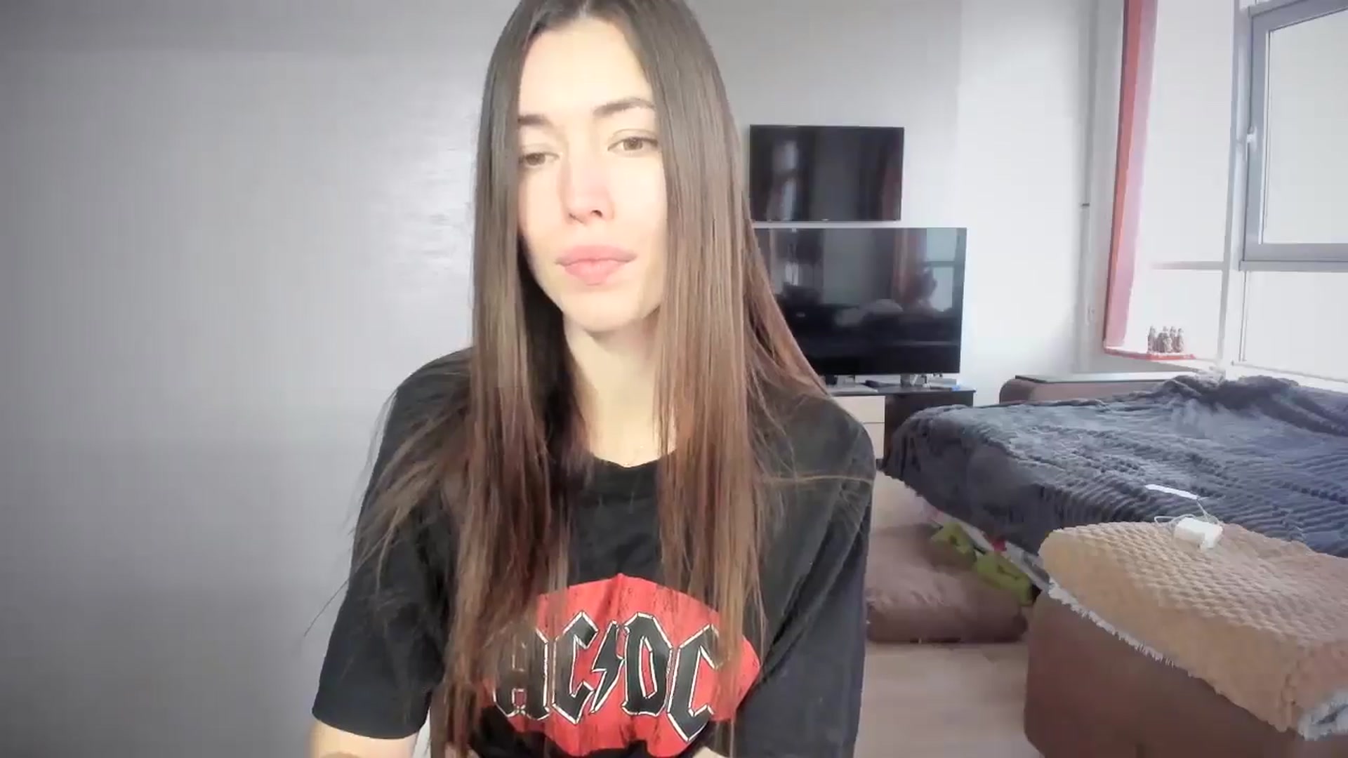 Gallery image thumbnail from laurensaenz's myfreecams stream on, 01/26/2026, 08:51 image 18 of 20