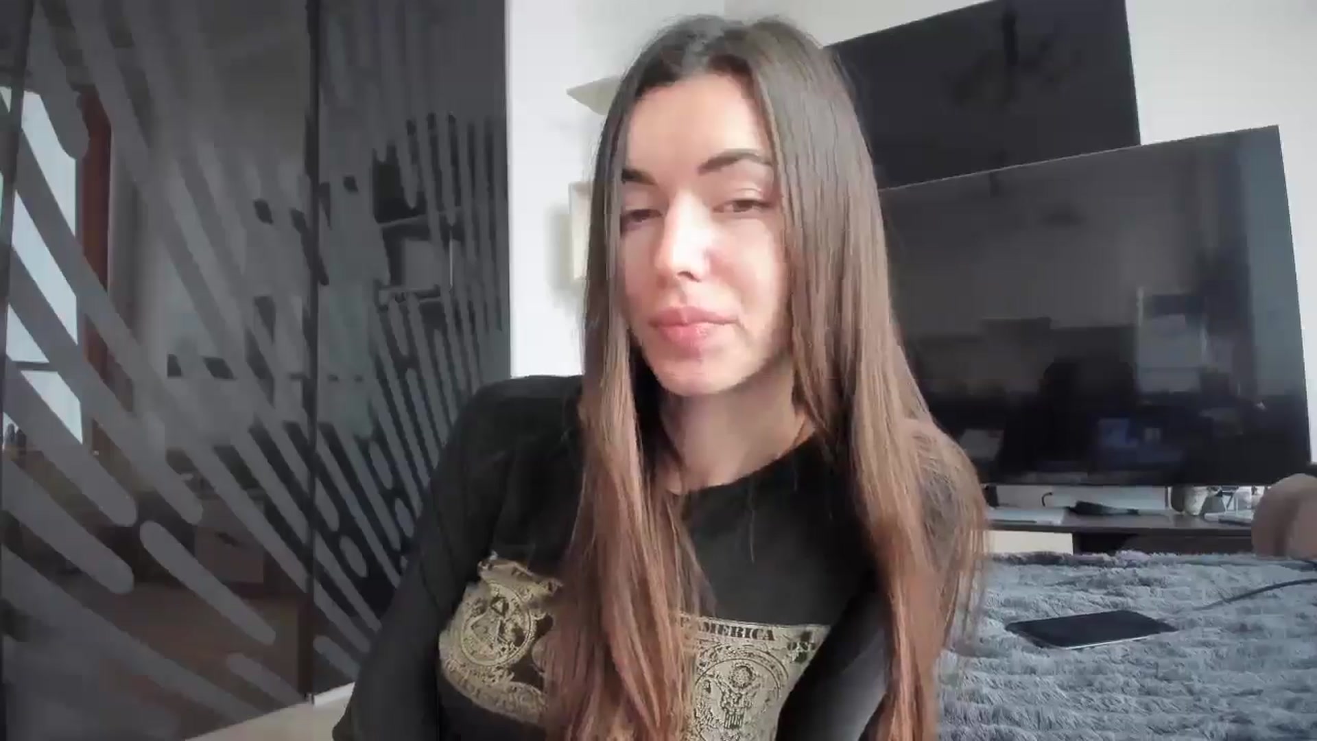 Gallery image thumbnail from laurensaenz's myfreecams stream on, 01/27/2026, 07:18 image 3 of 20