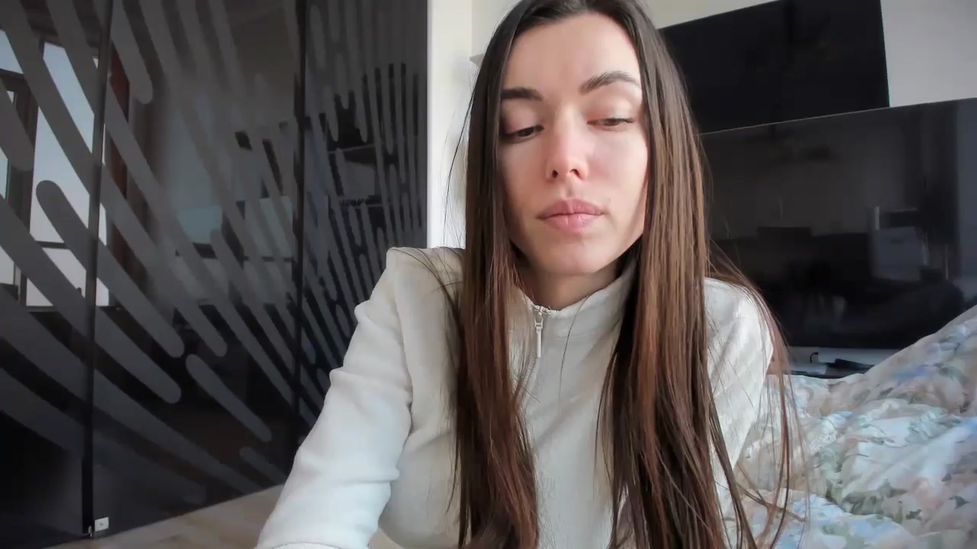 Gallery image thumbnail from laurensaenz's myfreecams stream on, 01/29/2026, 15:19 image 6 of 20